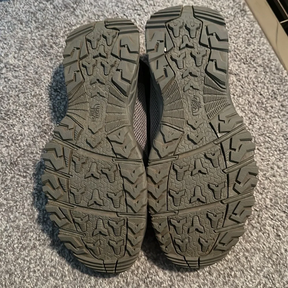 Water Shoes - Picture 2 of 3